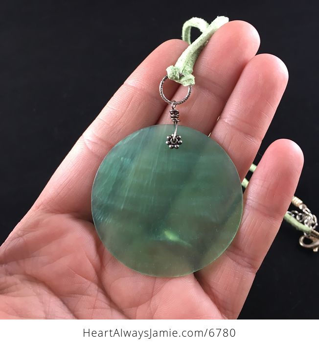 Green Mother of Pearl Nacre Shell Jewelry Pendant - #p6CXRabB694-4