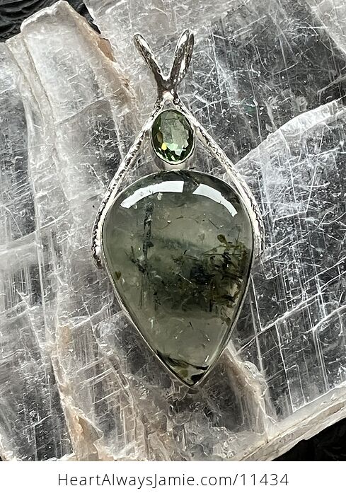 Green Prehnite with Epidote and Faceted Green Gem Crystal Stone Jewelry Pendant - #xfpxon7LRkQ-1