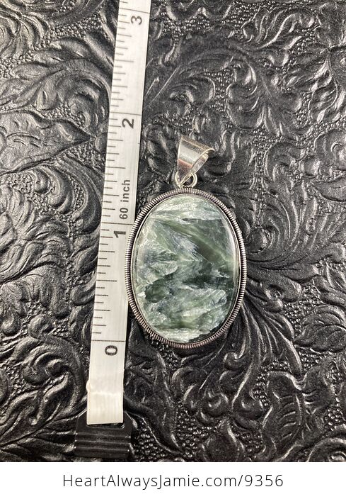 Green Seraphinite Oval Shaped Crystal Stone Jewelry Pendant - #P6RdukMSwOI-5