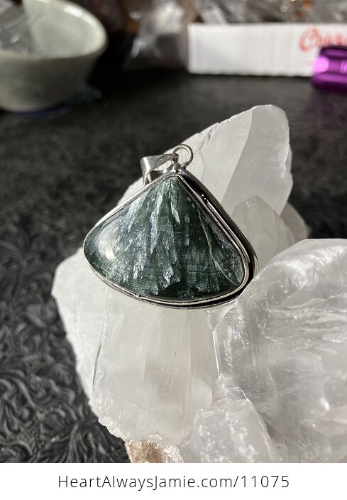 Green Seraphinite Stone Jewelry Pendant - #RMUna7U01R8-7