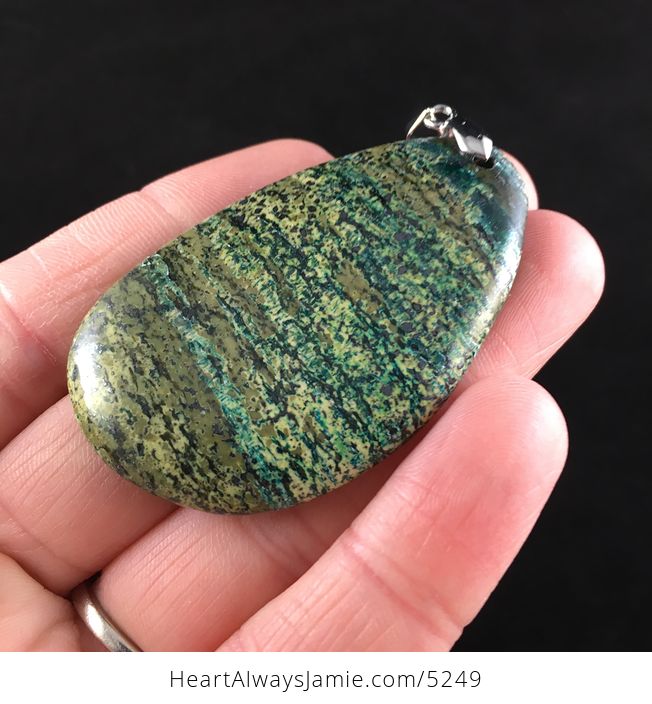 Green Serpentine Stone Jewelry Pendant - #g166eYbFcTc-3