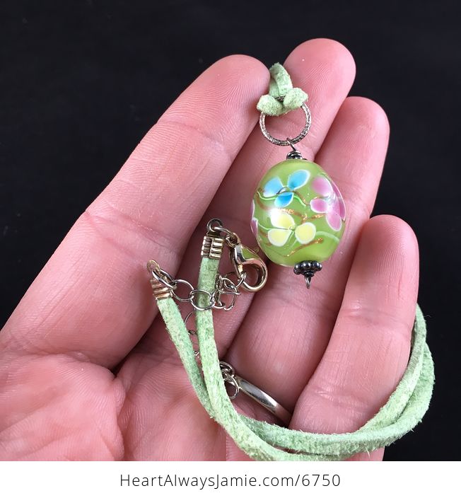 Green Spring Time Floral Lampwork Glass Jewelry Pendant Necklace - #tFowyjYN9Qg-5
