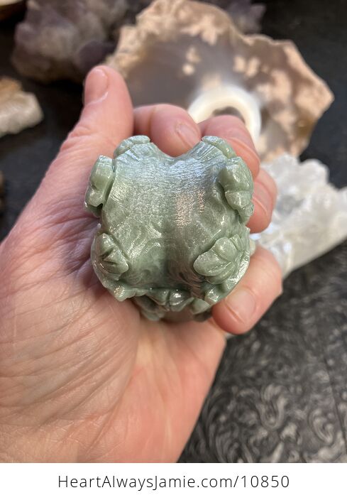 Green Xiu Yan Jade Crystal Carving of the Green Man or Foliate Head Tree God with Two Faces - #tEF7tUqweWM-5