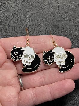 Halloween Black Cat Curled Around Skull Witchy Earrings #h4LJJVTAMJ4