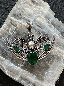 Halloween Flying Vampire Bat Green Chalcedony Gemstone Crystal Jewelry Pendant Charm #i0NUOxAqmXU