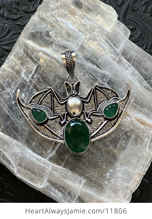 Halloween Flying Vampire Bat Green Chalcedony Gemstone Crystal Jewelry Pendant Charm - #i0NUOxAqmXU-1