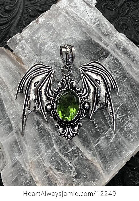 Halloween Flying Vampire Bat Peridot Gemstone Crystal Jewelry Pendant Charm - #zsVRQmuIgCA-2