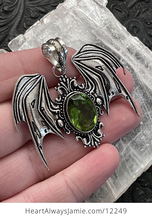 Halloween Flying Vampire Bat Peridot Gemstone Crystal Jewelry Pendant Charm - #zsVRQmuIgCA-3