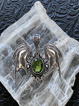 Halloween Flying Vampire Bat Peridot Pendant Gemstone Crystal Jewelry #dbXETJ0PYAs