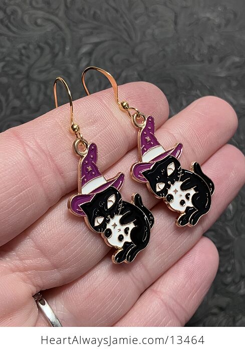 Halloween Witchy Black Cat Hugging Skull Earrings - #F60gOjNP3Ik-3