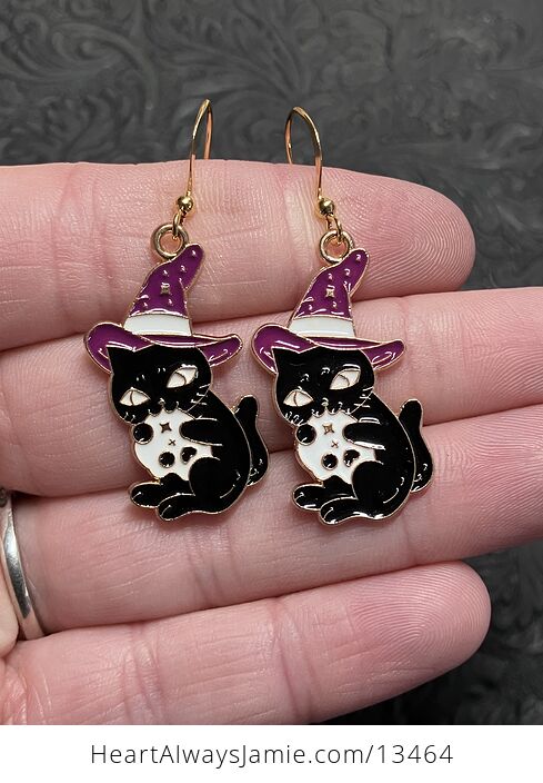 Halloween Witchy Black Cat Hugging Skull Earrings - #F60gOjNP3Ik-2