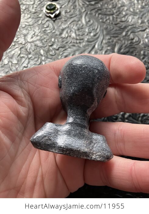 Hand Carved Alien Bust Figurine in Grey Crystal Stone - #v3WxgBzkgIQ-4