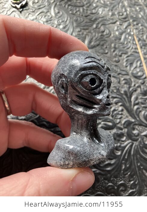 Hand Carved Alien Bust Figurine in Grey Crystal Stone - #v3WxgBzkgIQ-2