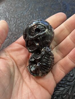 Hand Carved Alien Skeleton Figurine in Xiu Jade Crystal Stone #D7HqlazIHC8
