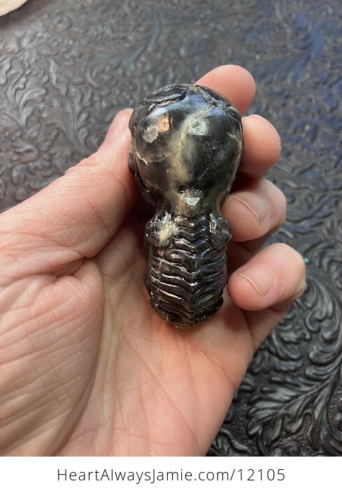 Hand Carved Alien Skeleton Figurine in Xiu Jade Crystal Stone - #D7HqlazIHC8-5