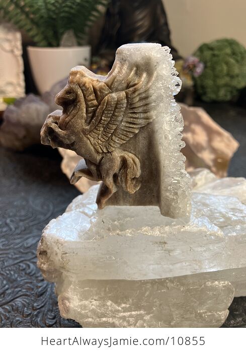 Hand Carved Crystal Stone Pegasus Figurine - #t8F4i5NdzxM-2