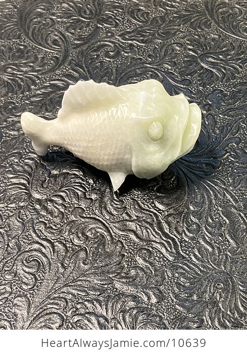 Hand Carved Jade Crystal Stone Fish Figurine - #gSdiLleFR4w-2