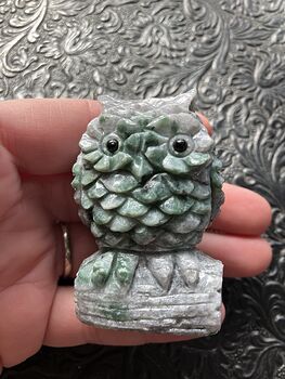 Hand Carved Owl Figurine in Green Crystal Stone #39cOWdATiwc