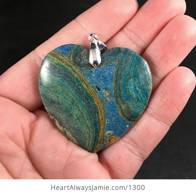 Heart Shaped Blue Green and Orange 34river Landscape34 Choi Finches Stone Pendant - #N0wN9RaM3rM-1