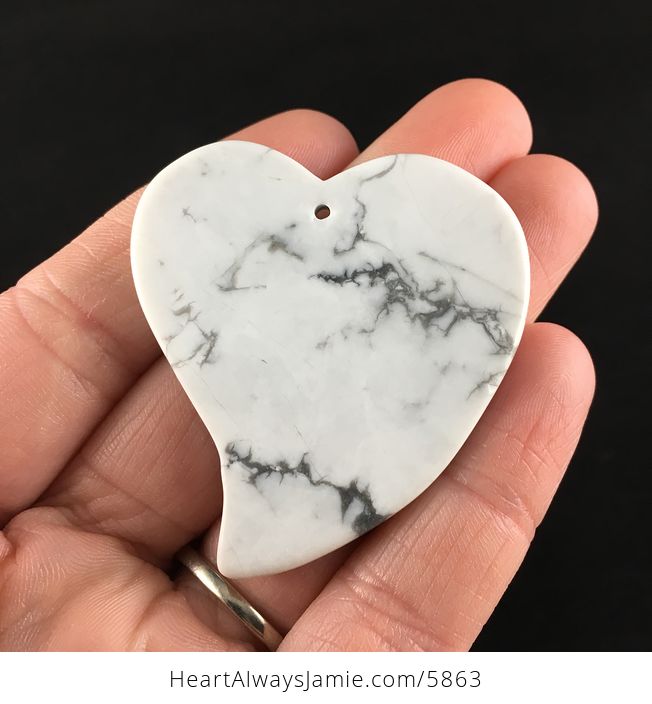 Heart Shaped White Howlite Stone Jewelry Pendant - #I5YxZl5CcNc-6