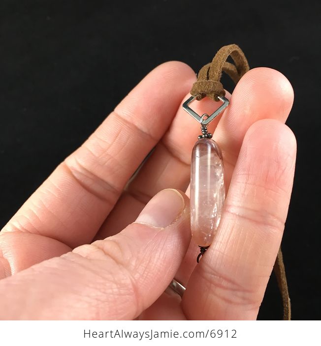 Icy Quartz Stone Jewelry Pendant Necklace - #0X1wzJxDyBo-2