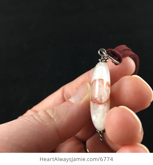 Icy Quartz Stone Jewelry Pendant Necklace - #HiTuRTMDb20-4