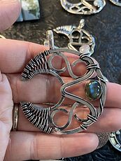 Infinity Crescent Moon Labradorite Stone Crystal Jewelry Pendant #Lfyu0GogymA