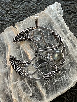 Infinity Crescent Moon Labradorite Stone Crystal Jewelry Pendant #ENCYhBohvEo
