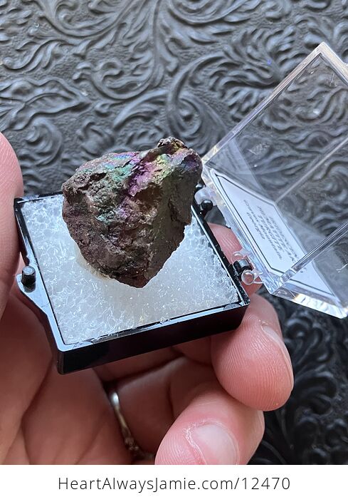 Iridescent Hematite Turgite Graves Mountain Thumbnail Crystal Specimen Perky Box - #NO5UZRBAarI-4