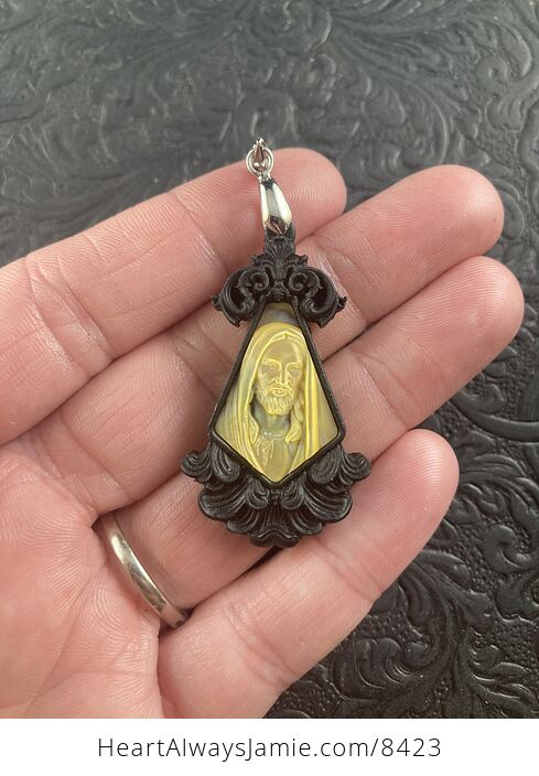Jesus Mother of Pearl and Wood Jewelry Pendant - #2YbVPkMpb9k-1