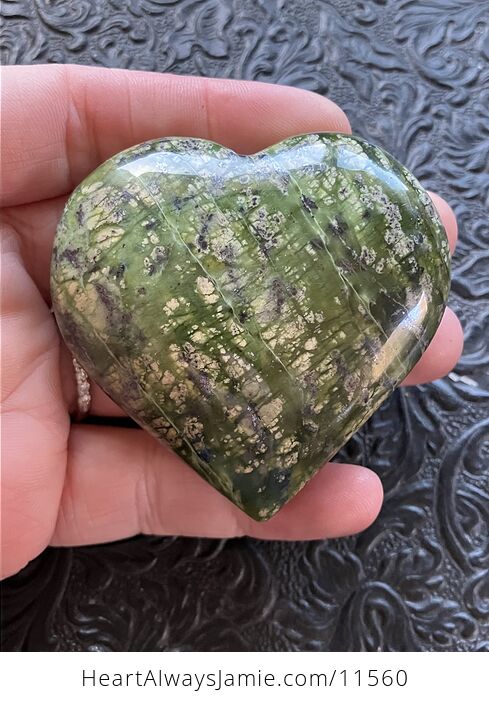 Jungle Green Serpentine Puffy Heart Carved Crystal Stone - #u8ADotHQJ0o-2