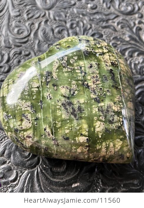 Jungle Green Serpentine Puffy Heart Carved Crystal Stone - #u8ADotHQJ0o-6
