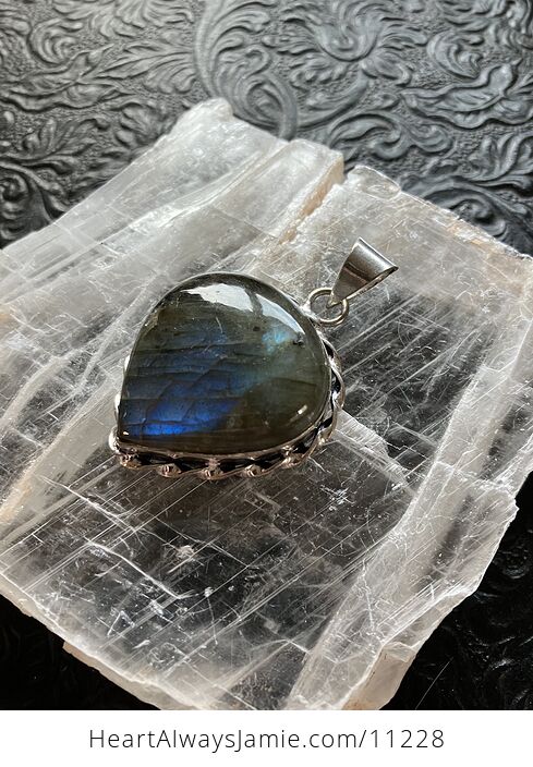 Labradorite Crystal Stone Jewelry Pendant - #QvA90x0vIDI-3