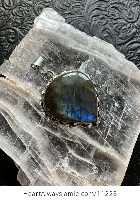 Labradorite Crystal Stone Jewelry Pendant - #QvA90x0vIDI-2