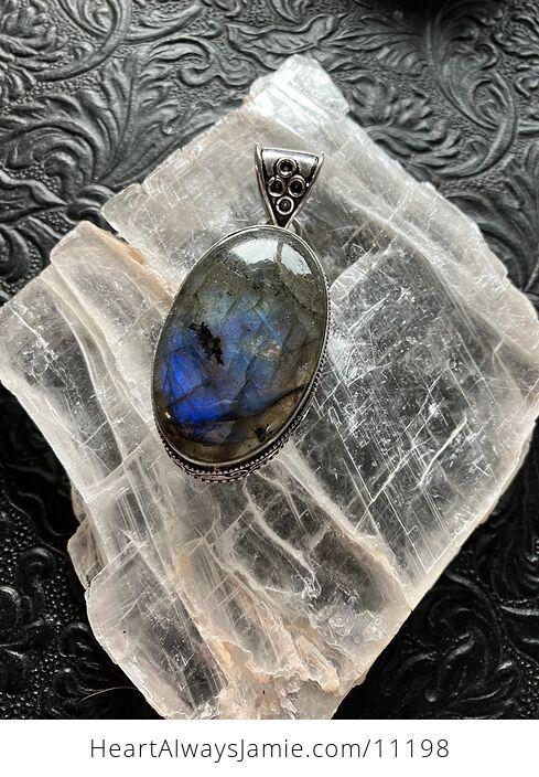 Labradorite Crystal Stone Jewelry Pendant - #wgUmeqwEhZM-8