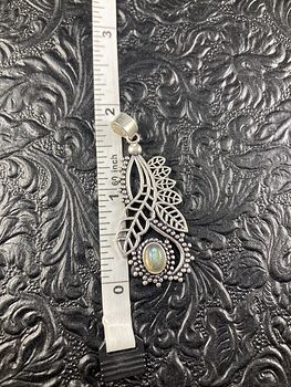 Labradorite Floral Leaf Pendant Crystal Jewelry #LVu3d2OF0Yo