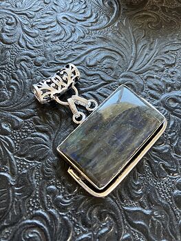 Labradorite Gemstone Crystal Jewelry Pendant #sm8j5g78BVc