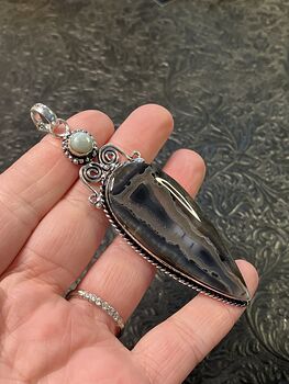Large Agate Stone Crystal Pendant Jewelry Discount Due to Chip #wx2MsxGFtr4