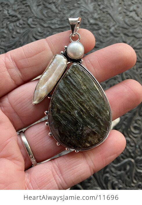 Large Flashy Labradorite and Pearl Crystal Stone Jewelry Pendant - #iNTNSVywtIo-5