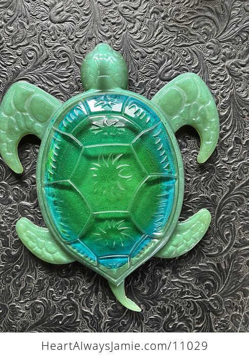 Large Green and Blue Glittery Sea Turtle Resin Art - #kFlUiIdd3dc-1