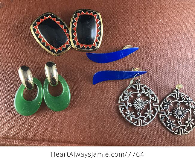 Lot of 4 Pairs of Vintage Earrings - #Y3ZcEyAZJXA-1