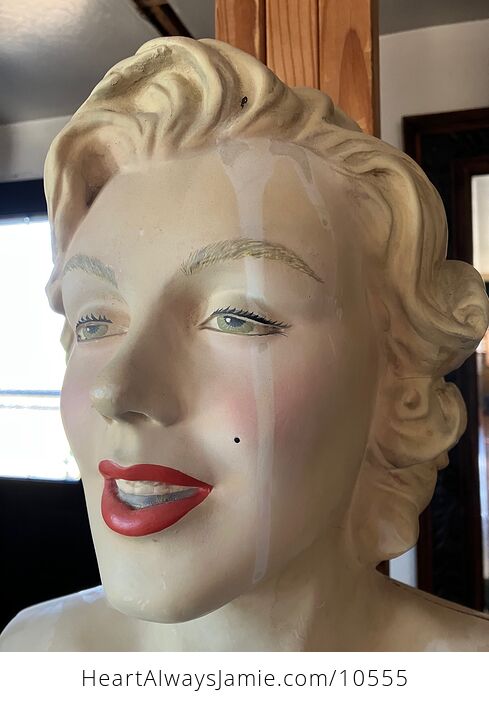 Marilyn Monroe 1950s Bust Statue Sculpture - #dUGs2KabWFw-3