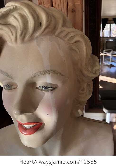 Marilyn Monroe 1950s Bust Statue Sculpture - #dUGs2KabWFw-10