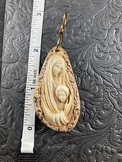 Mary with Baby Jesus Jasper Stone Jewelry Pendant Ornament #llWe3obkt48