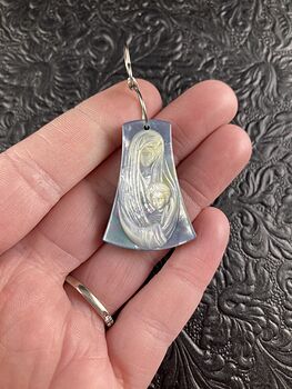 Mary with Baby Jesus Mother of Pearl Shell and Jasper Stone Jewelry Pendant Ornament #WqZ3kbdenXc