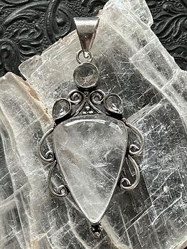 Natural Clear Quartz Crystal Stone Jewelry Pendant #UBnaKxWoPV8
