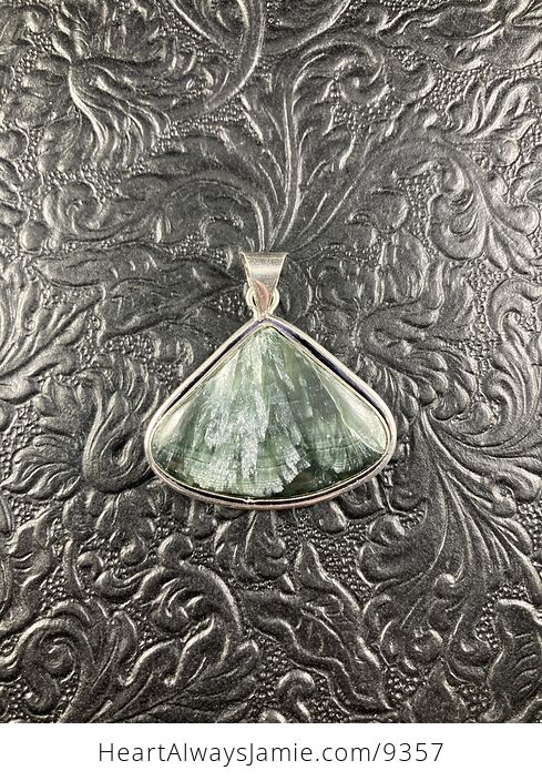 Natural Green Seraphinite Crystal Stone Jewelry Pendant - #wtImaFTiSuA-1