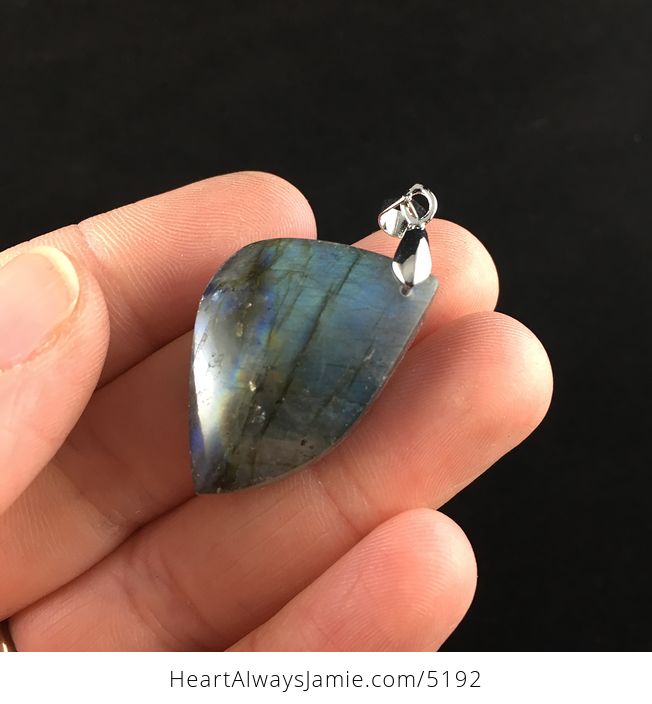 Natural Labradorite Stone Jewelry Pendant - #v3eFQRYlGnw-3