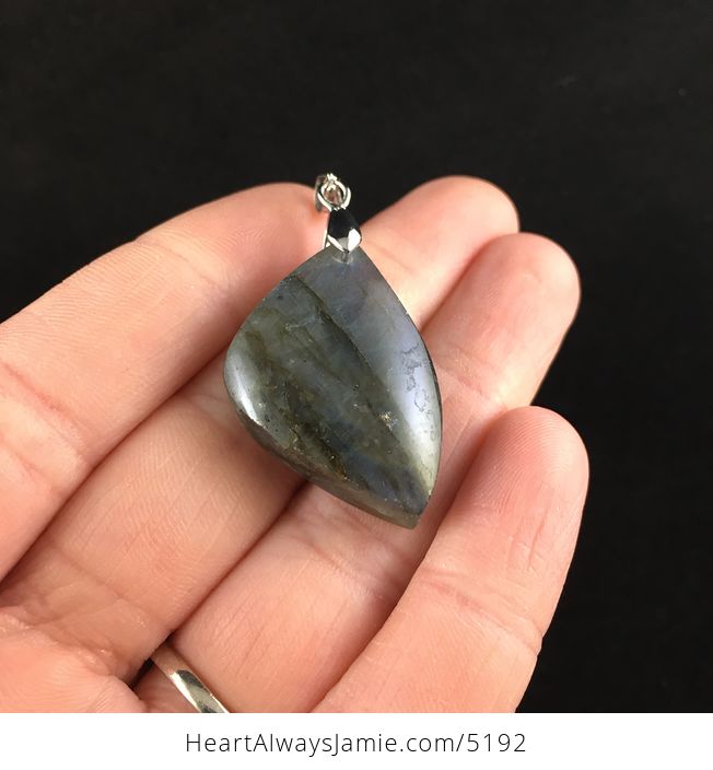 Natural Labradorite Stone Jewelry Pendant - #v3eFQRYlGnw-2