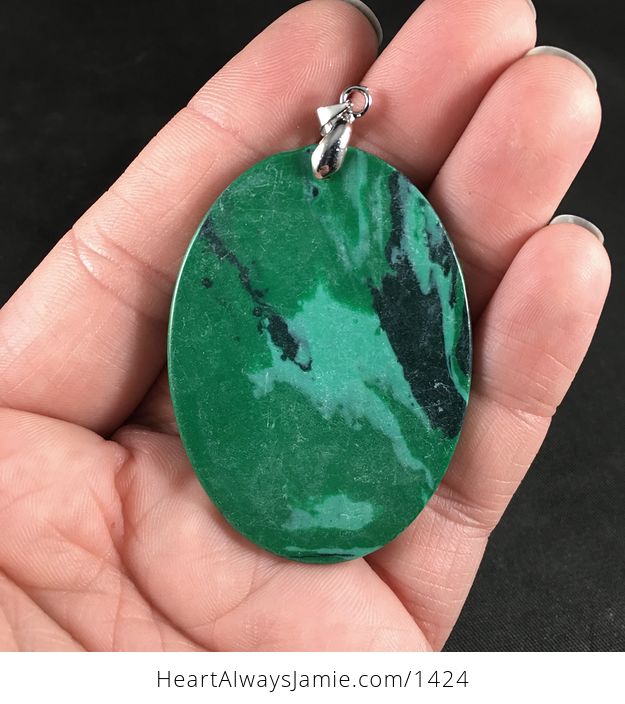 Oval Green Synthetic Stone Pendant Necklace - #DmVte1lXFaM-2